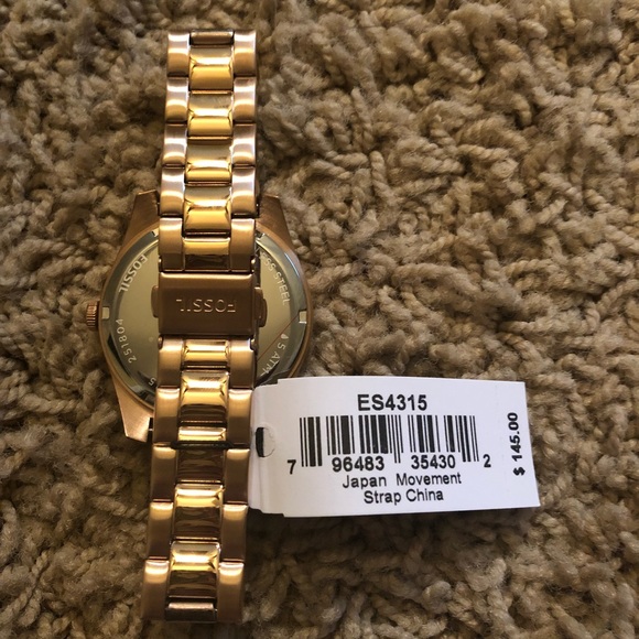 FOSSIL ROSE GOLD CHAIN WATCH - Picture 3 of 4